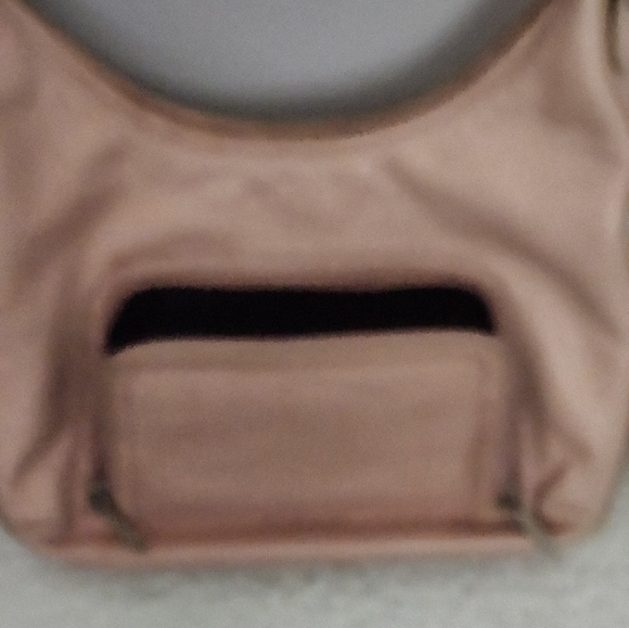 STONE AND CO BLUSH LEATHER SHOULDER BAG 8" STRAP DROP MEASURES 12", 8" H,  2" D - Picture 4 of 5